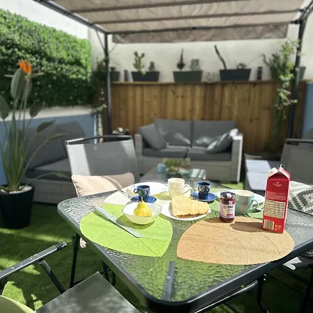 Victoria Regia By Ferias Em Figueira Figueira da Foz