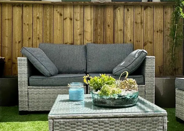 Victoria Regia By Ferias Em Figueira